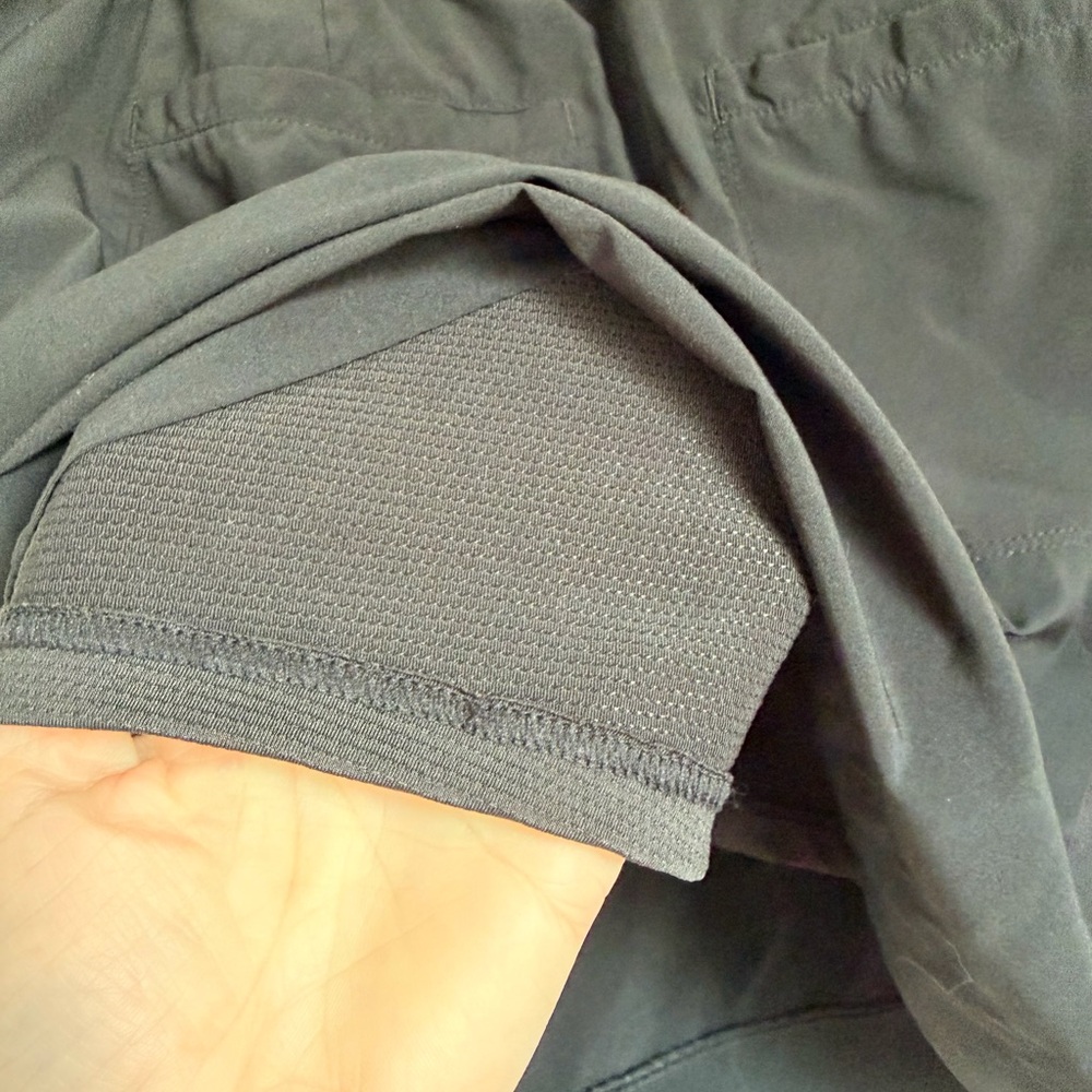 Athleta Brooklyn 16” Skort Black Size 8 Tall Athletic Travel Golf Skirt - Picture 3 of 5